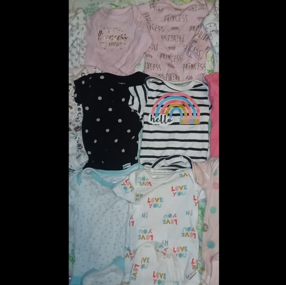 NewBorn Girl Bundle - Picture 5 of 10